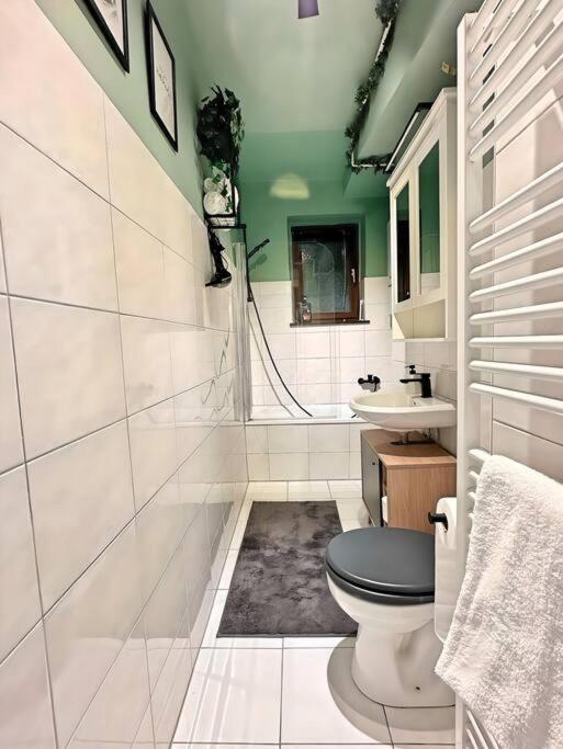 Urban & Chic: 2Bdr, Parkplatz Apartment Witten Exterior photo